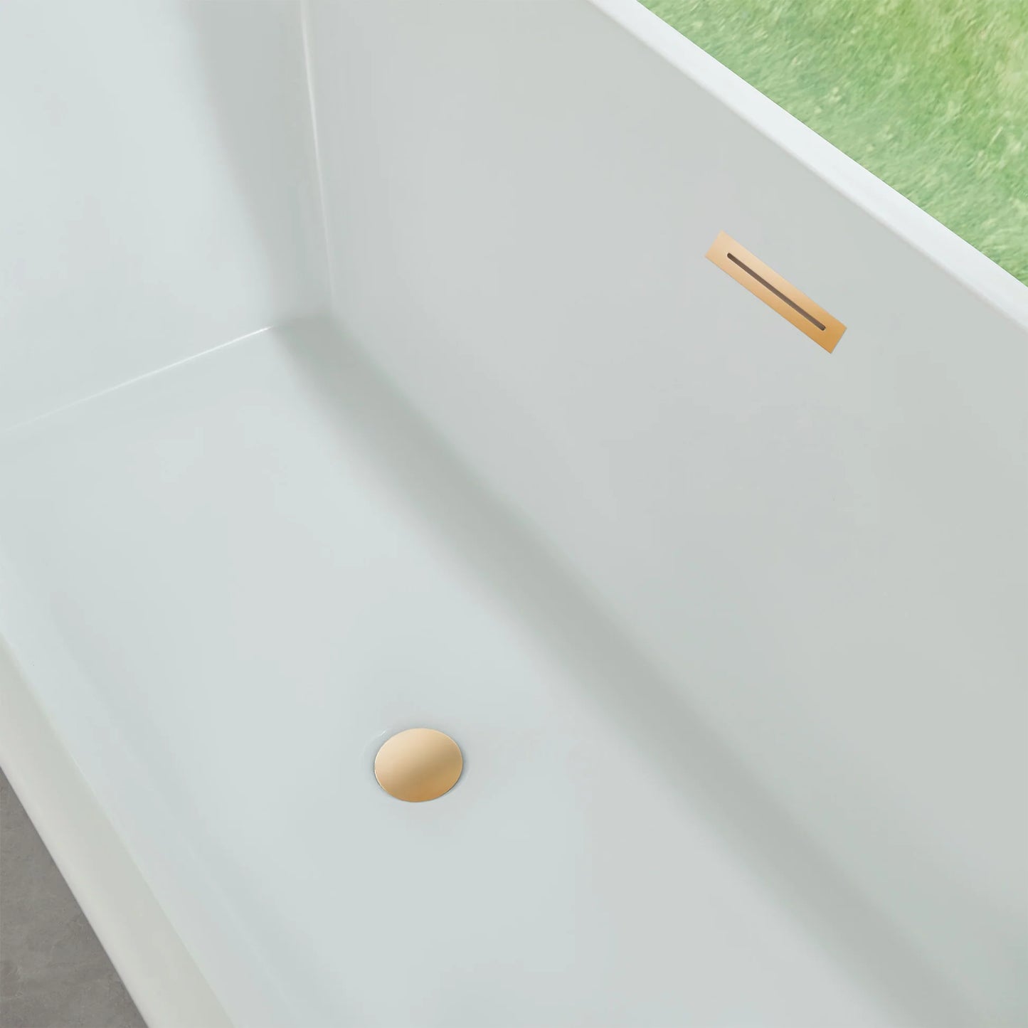 Freestanding Soaking Bathtub