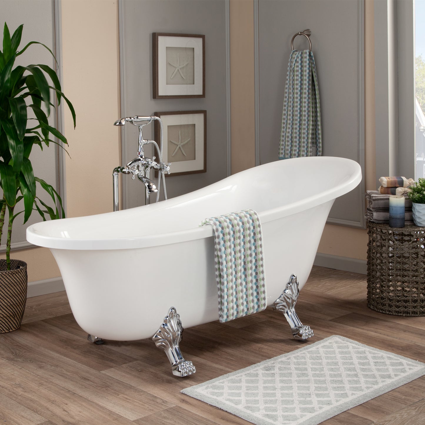 Luxury Freestanding Vintage Clawfoot Bathtub by Altair