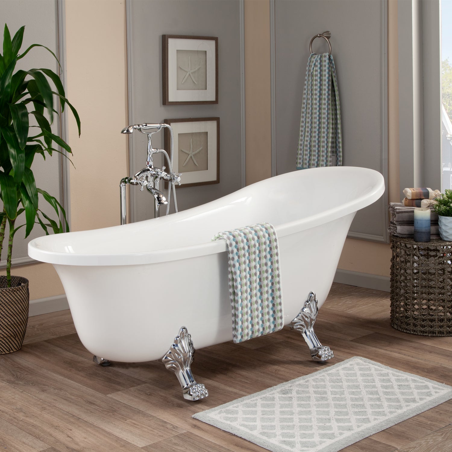 Luxury Freestanding Vintage Clawfoot Bathtub by Altair