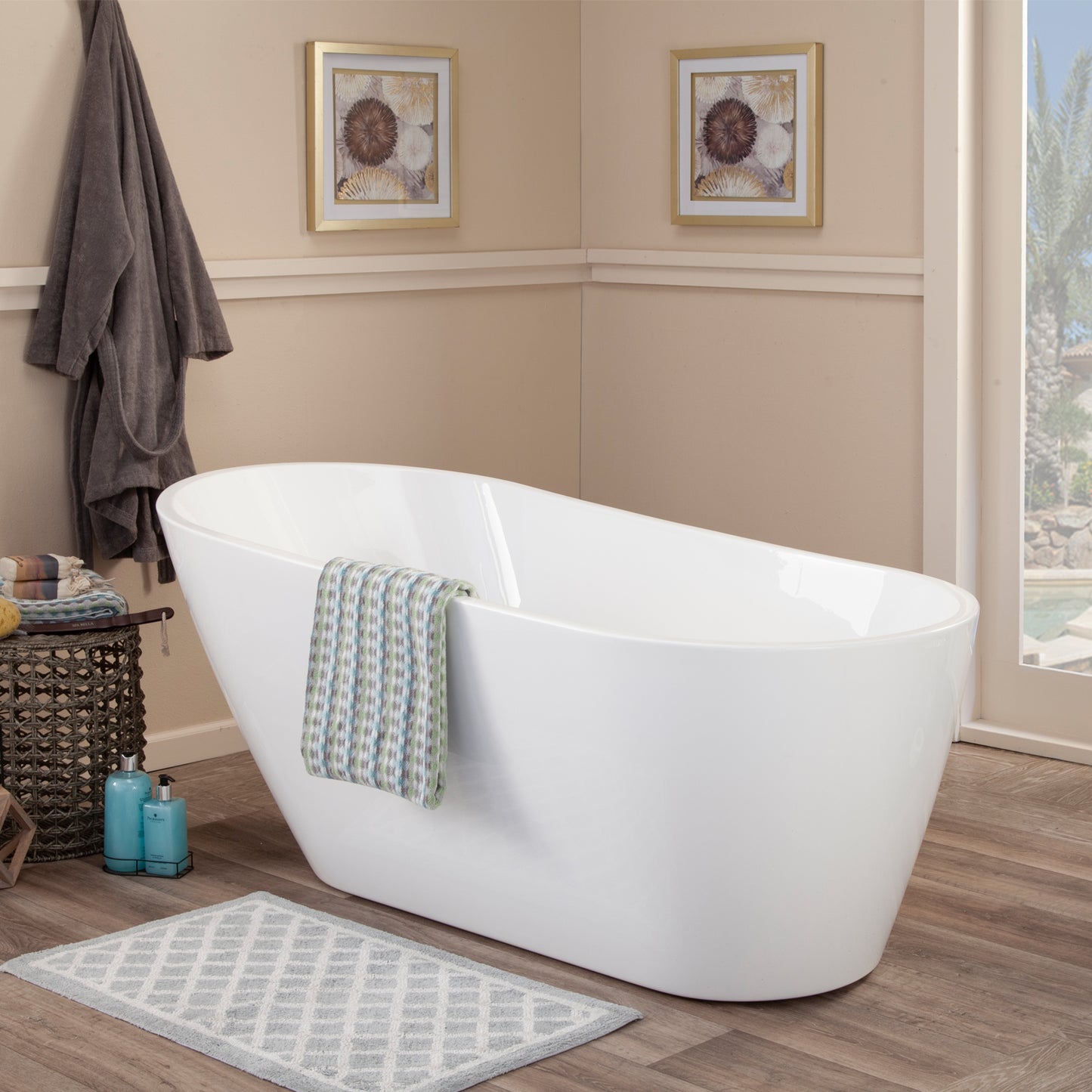 Simple Bold Style Statement, Sloped Design and Spacious Interior Bathtub by Altair