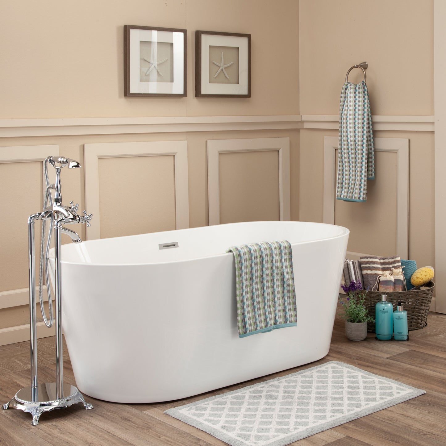 Simple, Contemporary Oval Design Freestanding Bathtub by Altair