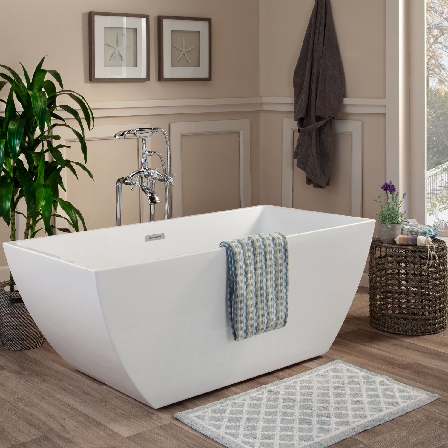 Sleek, Contemporary Square Design Spacious Soaking Tub by Altair