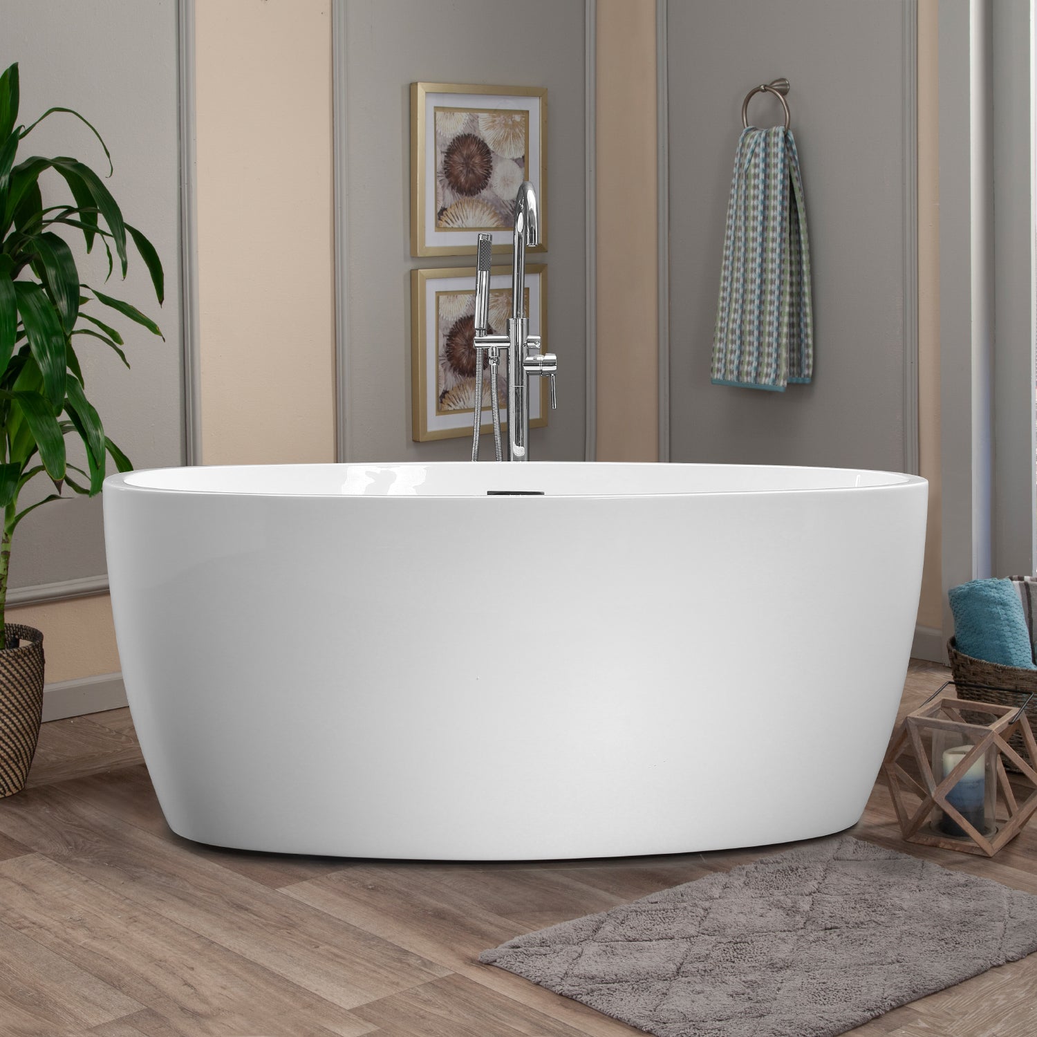 Contemporary Seamless Oval Design, a Deep, Spacious Tub by Altair