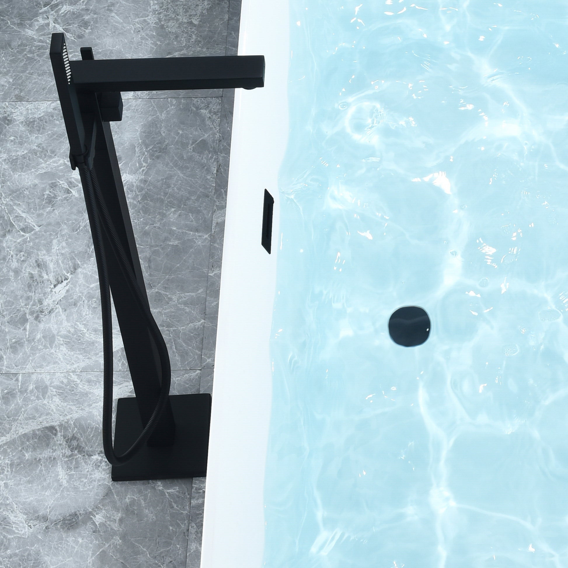 Create a New Relaxation Ritual with our stunning Freestanding Bathtub by Altair