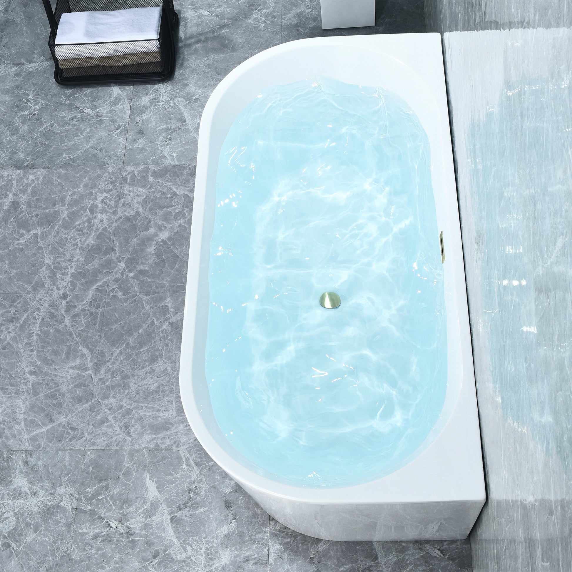 Contemporary D-shaped, back-to-wall design by Altair