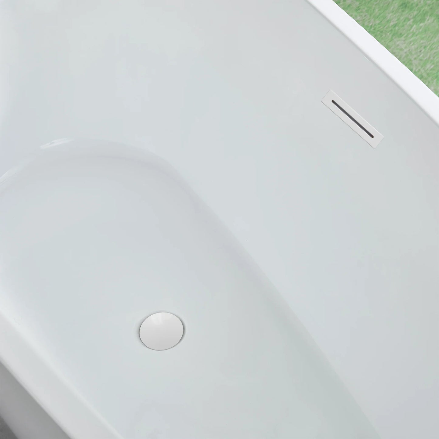 Flatbottom Freestanding Soaking Bathtub in White by Vanity Art