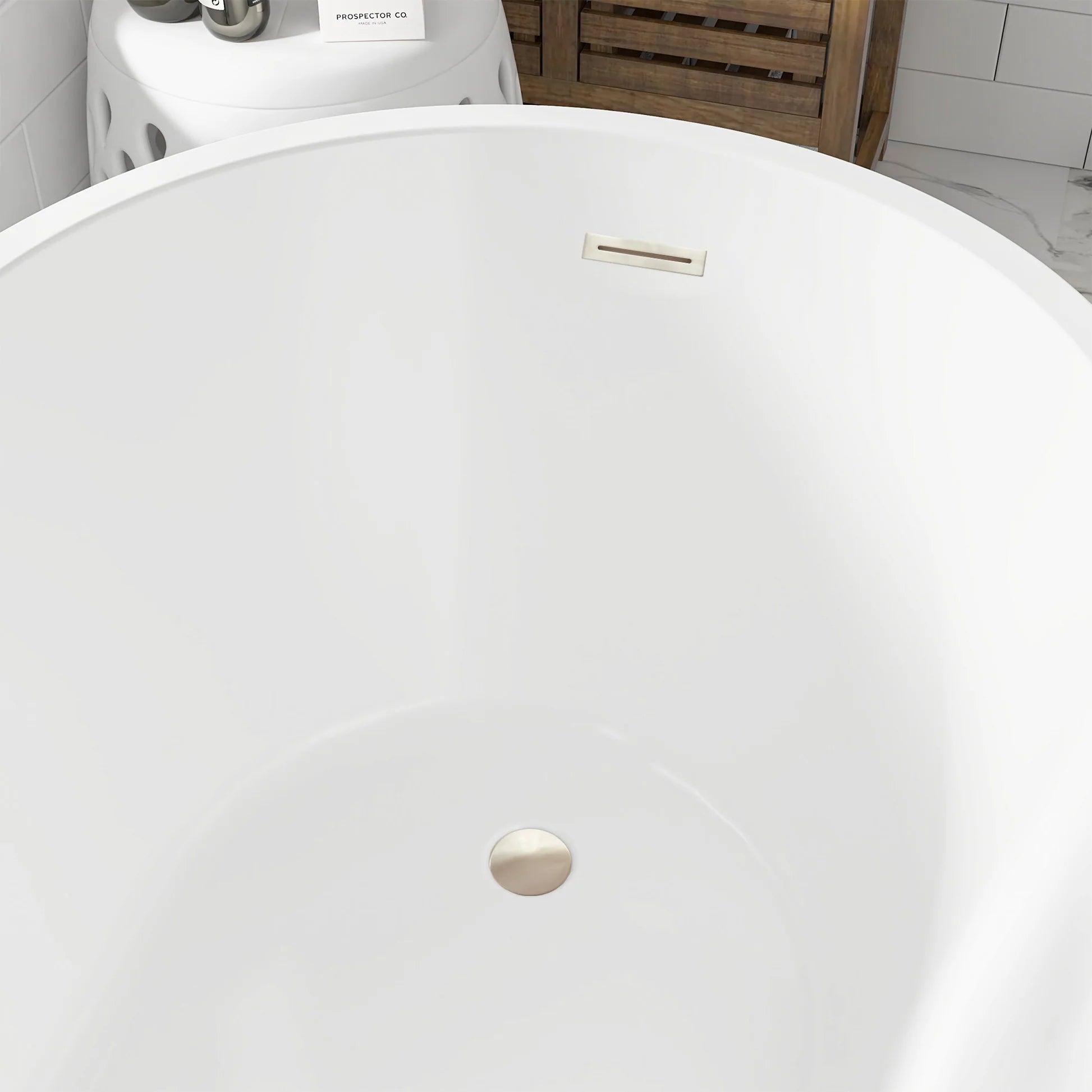 Freestanding Soaking Bathtub with Left Drain in White by Vanity Art