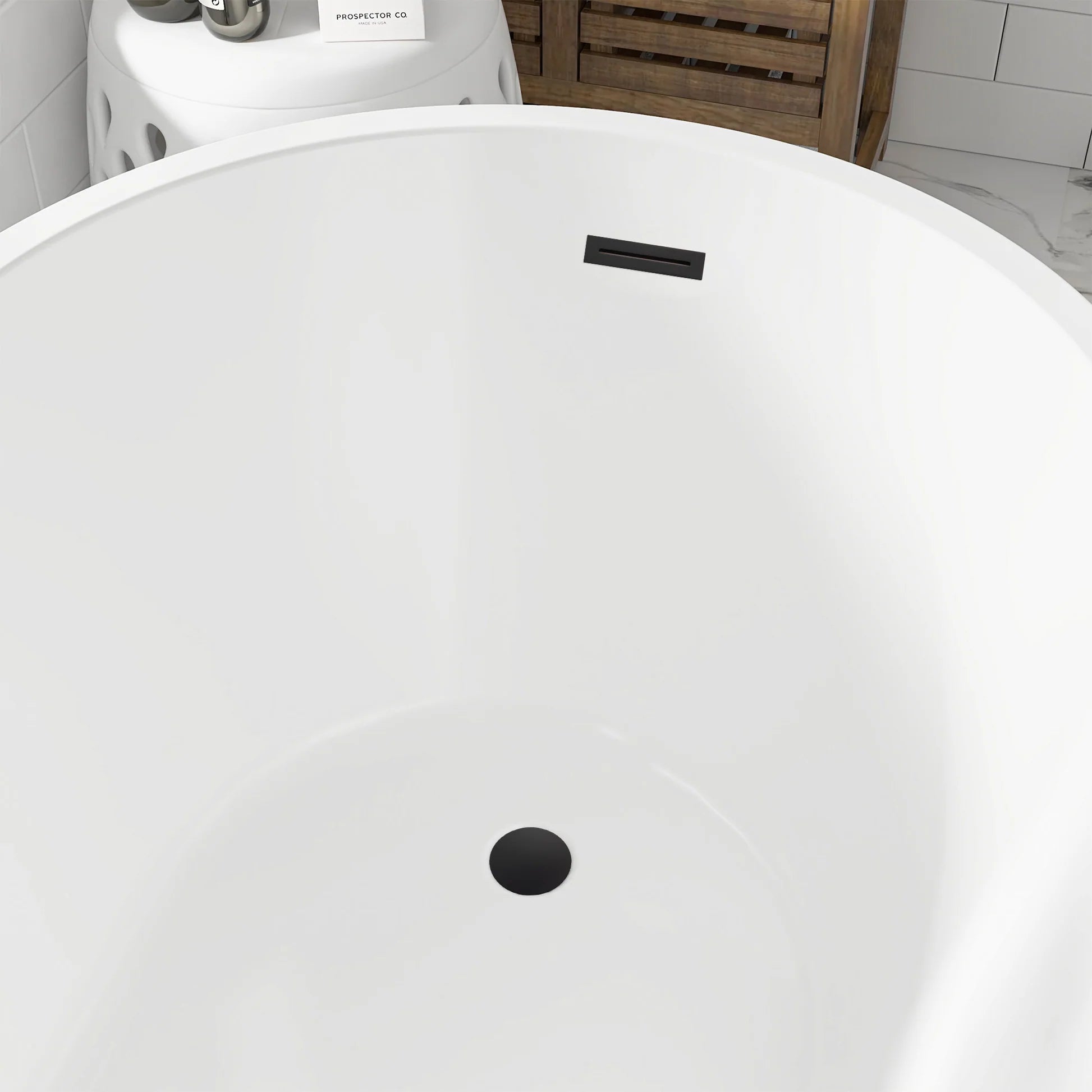 Freestanding Soaking Bathtub with Left Drain in White by Vanity Art