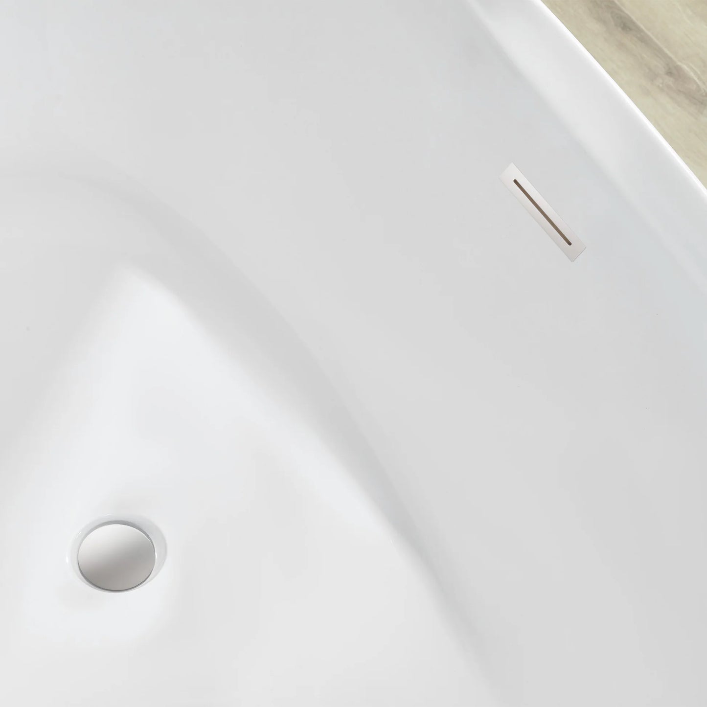 Flatbottom Freestanding Soaking Bathtub in White/Polished Chrome by Vanity Art
