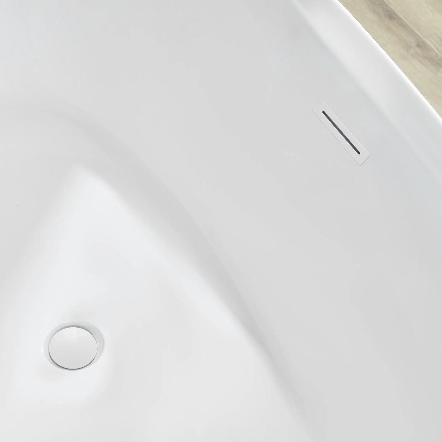 Flatbottom Freestanding Soaking Bathtub in White/Polished Chrome by Vanity Art