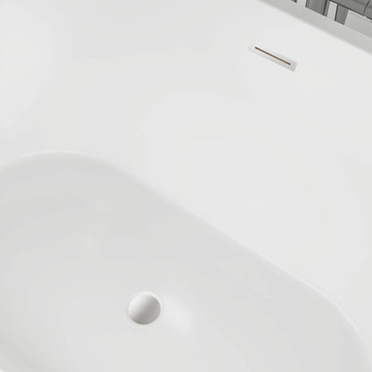 Freestanding Soaking Bathtub with Center  Drain