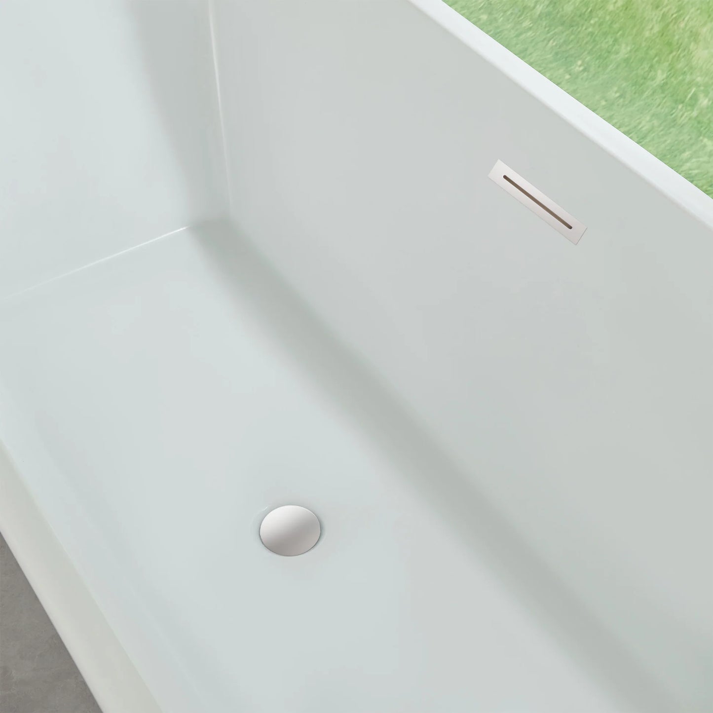 Freestanding Soaking Bathtub