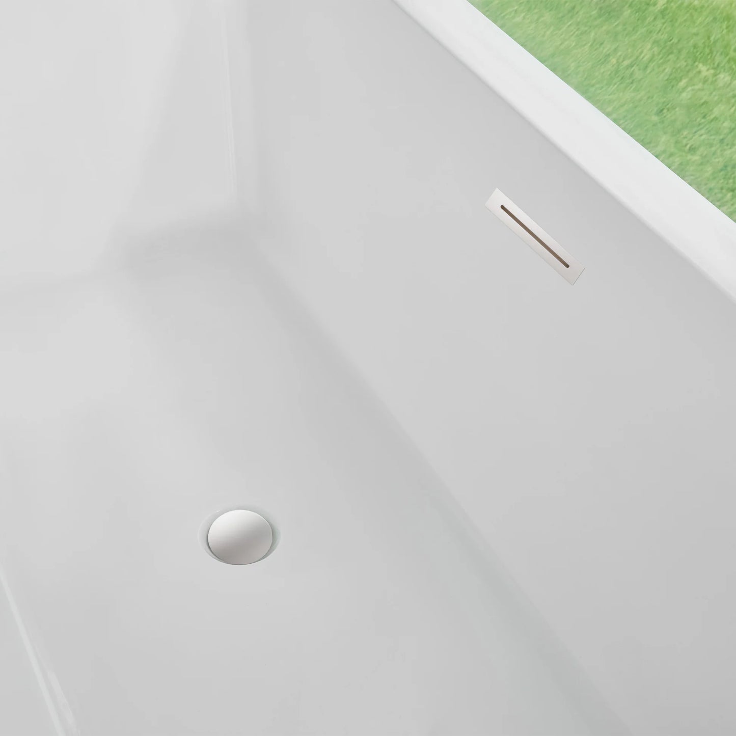 Flatbottom Freestanding Soaking Bathtub in White by Vanity Art