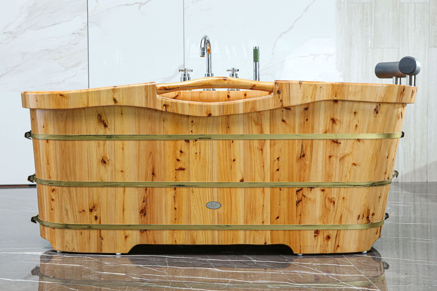 Free Standing Cedar Wooden Bathtub with Tub Filler by Alfi