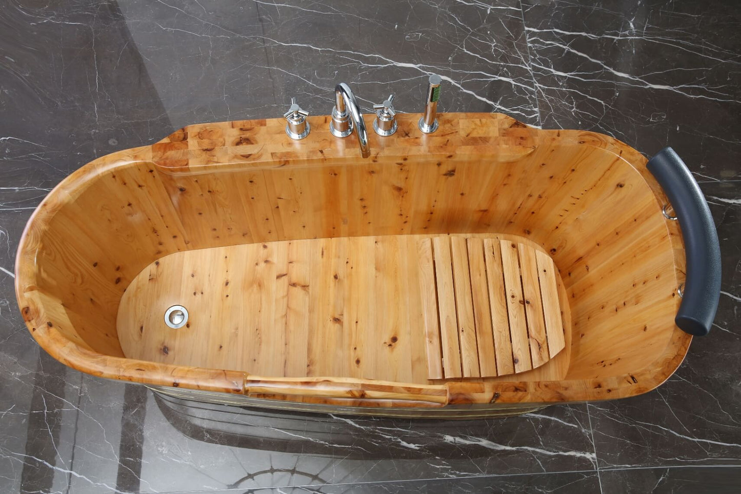 Free Standing Cedar Wooden Bathtub with Tub Filler by Alfi