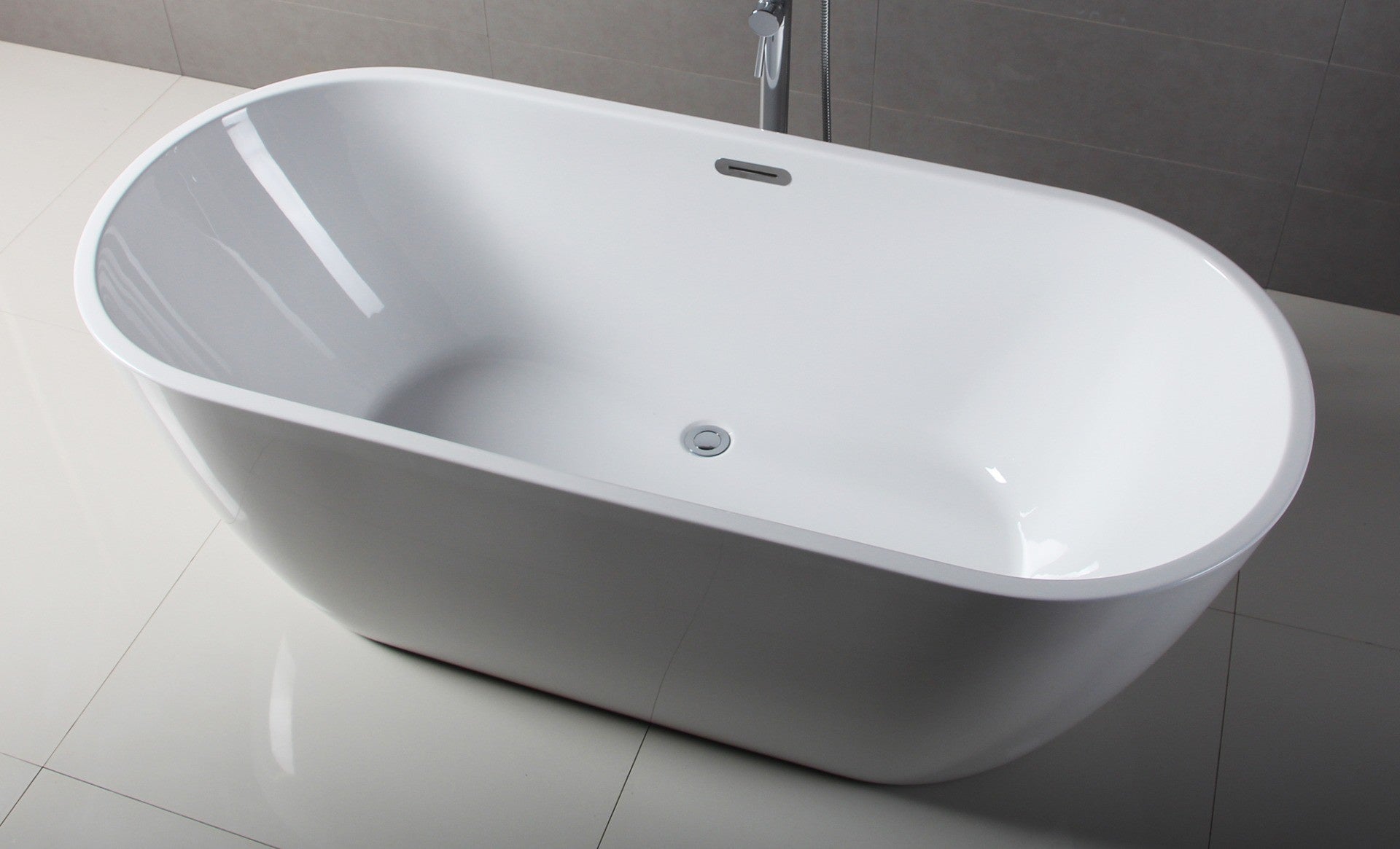 Oval Acrylic Free Standing Soaking Bathtub by Alfi