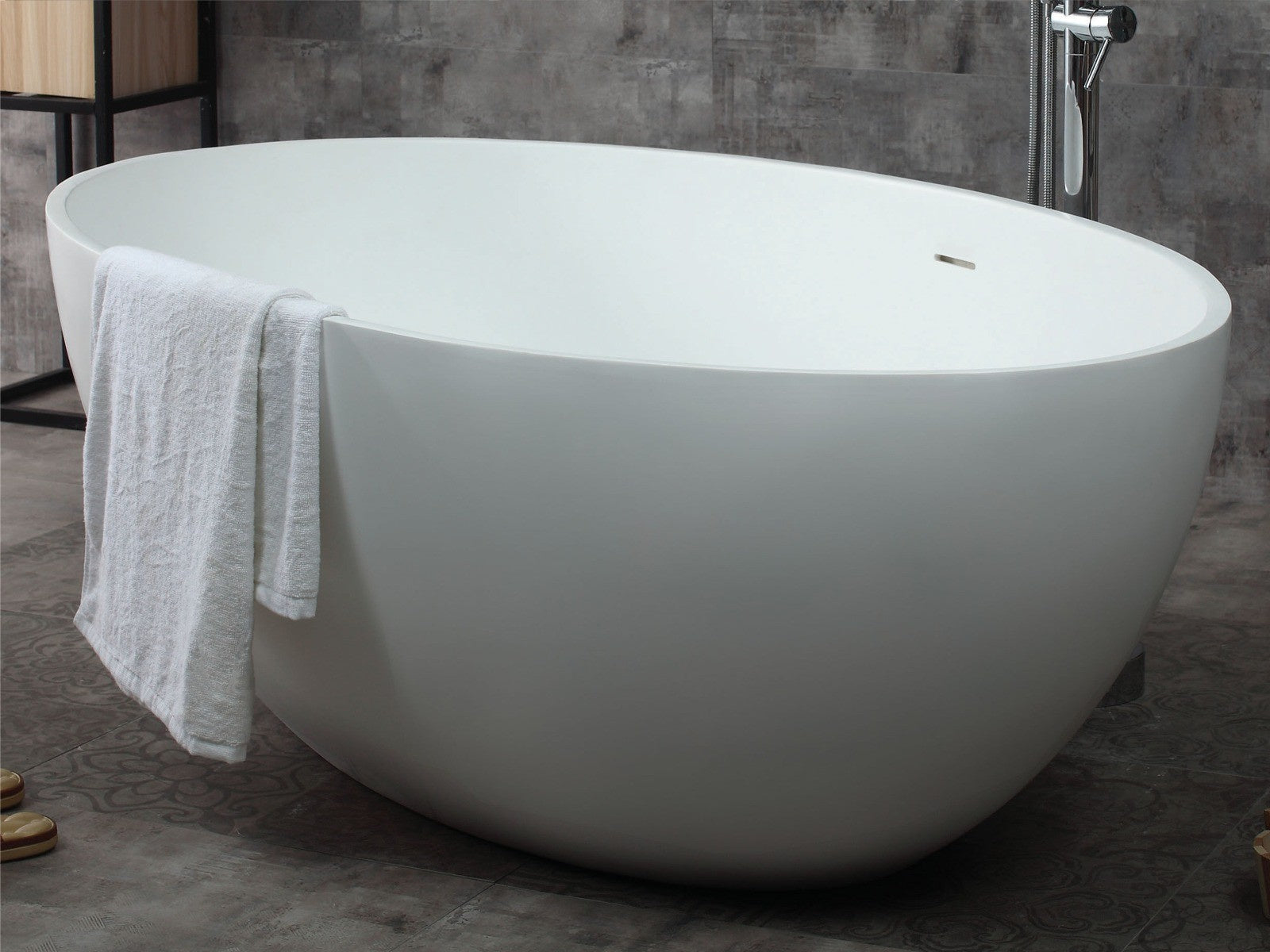Oval Solid Surface Smooth Resin Soaking Bathtub by Alfi