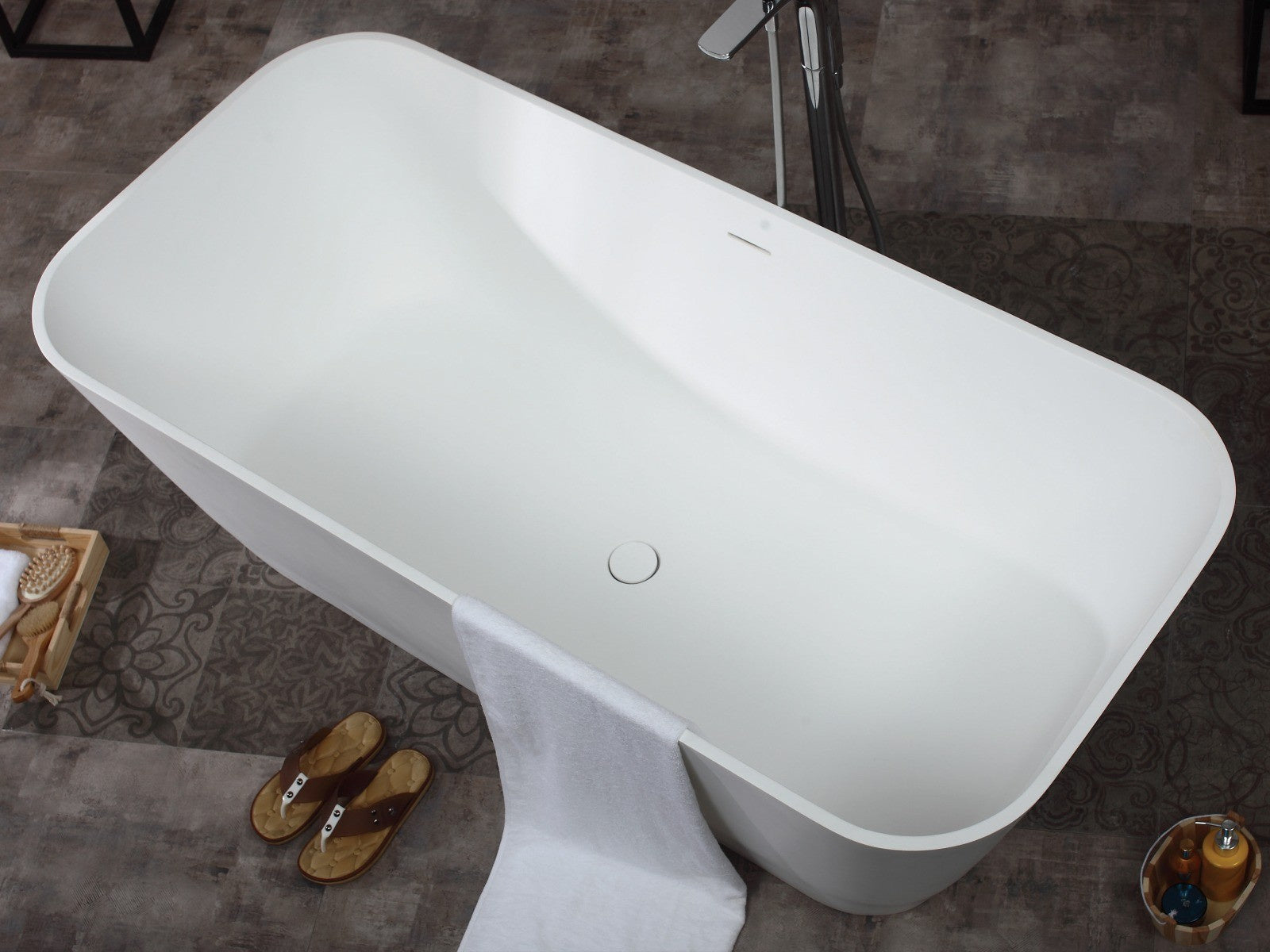 Rectangular Solid Surface Smooth Resin Soaking Bathtub by Alfi