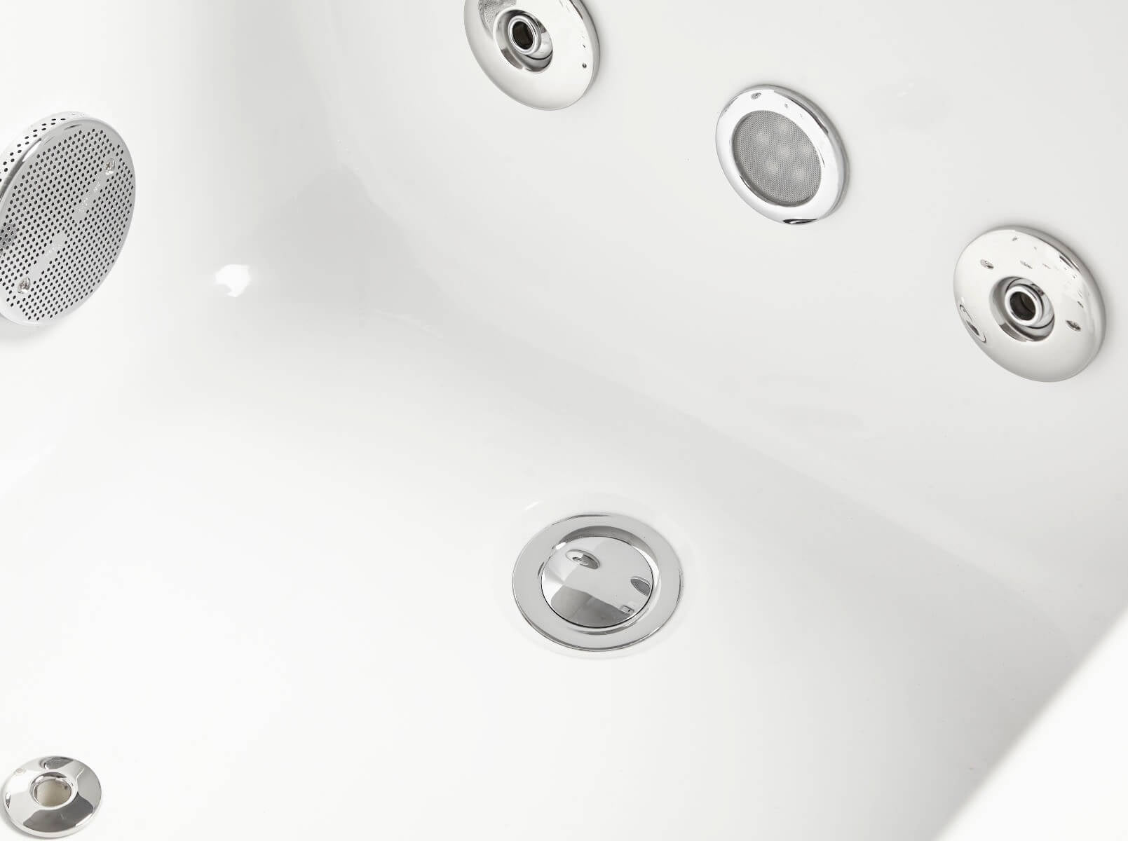 White Rectangular Whirlpool Tub with Fixtures by Eago