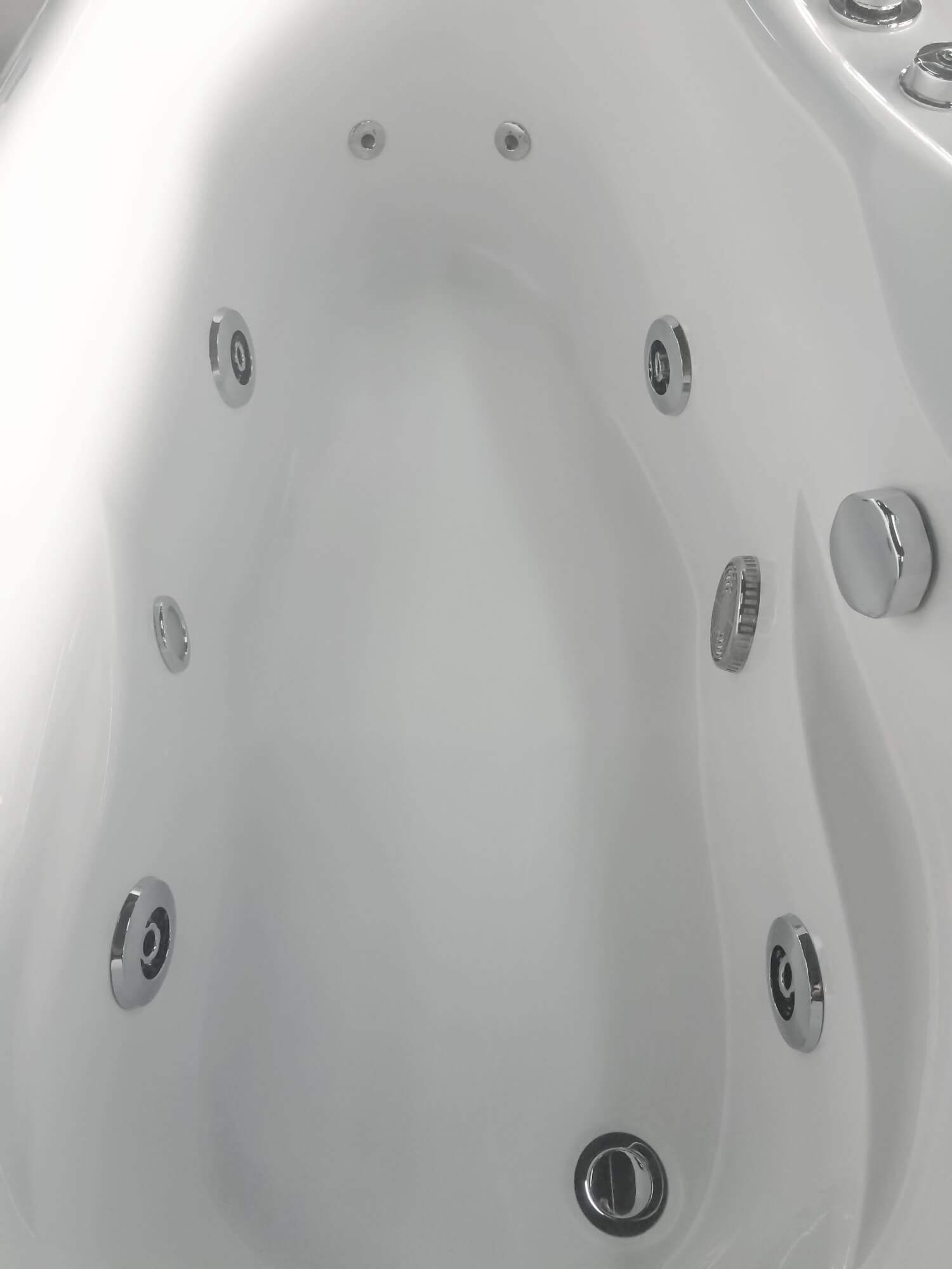 Jetted Whirlpool Bathtub W/ Fixtures by Eago