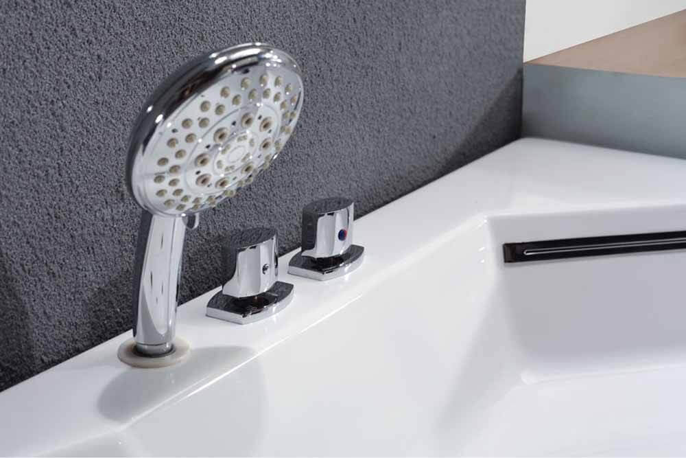 Clear Rounded Corner Acrylic Whirlpool Bathtub for Two by Eago