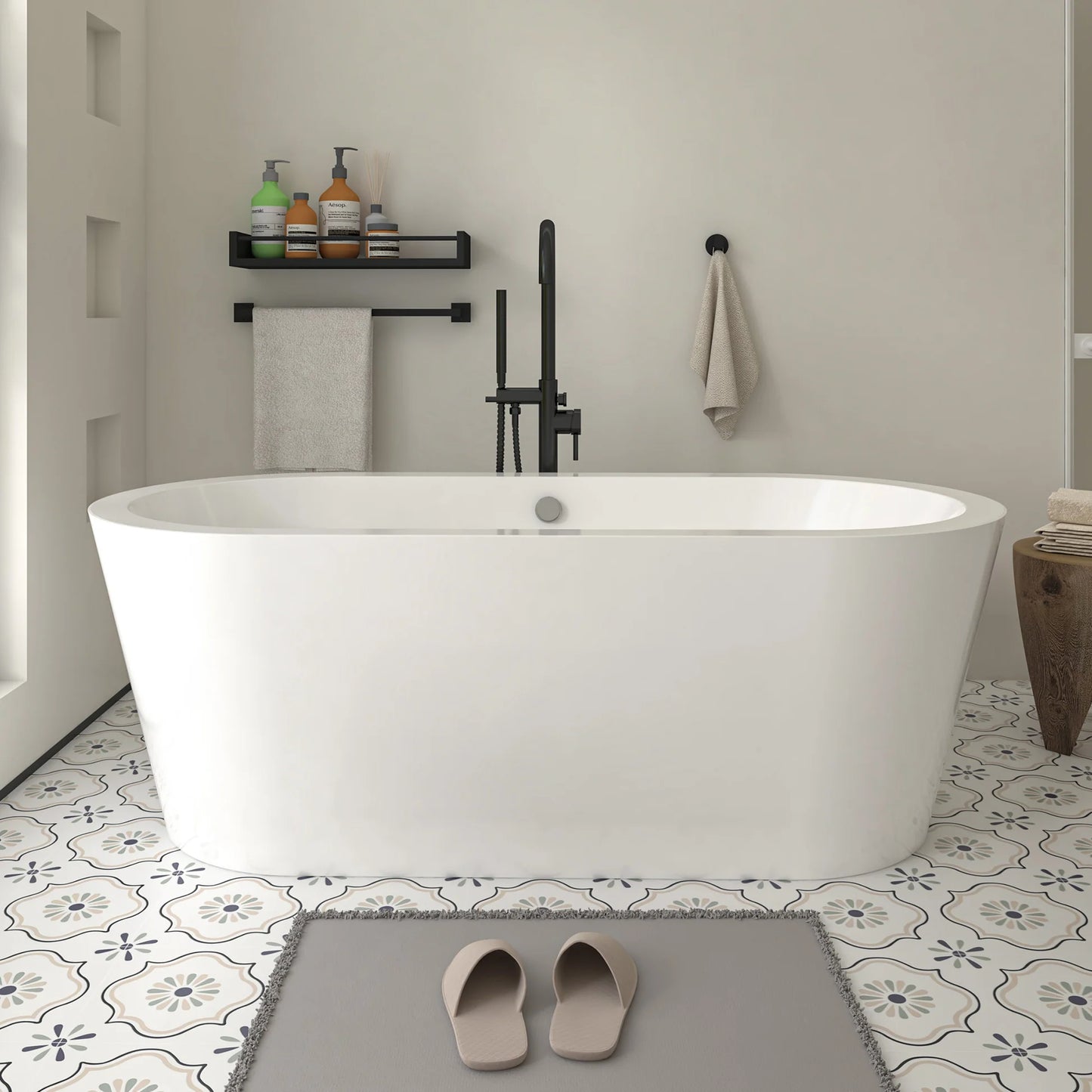 Flatbottom Freestanding Soaking Bathtub in White/Polished Chrome by Vanity Art