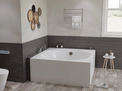 Abyss 59" Freestanding Bathtub in White