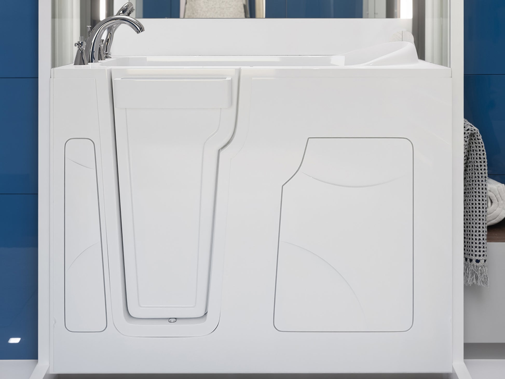MediTub Celeste Series 60x28 in left-drain white walk-in tub
